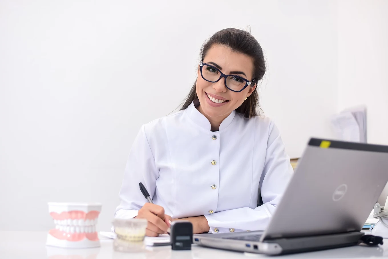 Dra. Jennyfer Caroline Cusinato Vieira, dentista em Sorocaba (CRO/SP 139037)